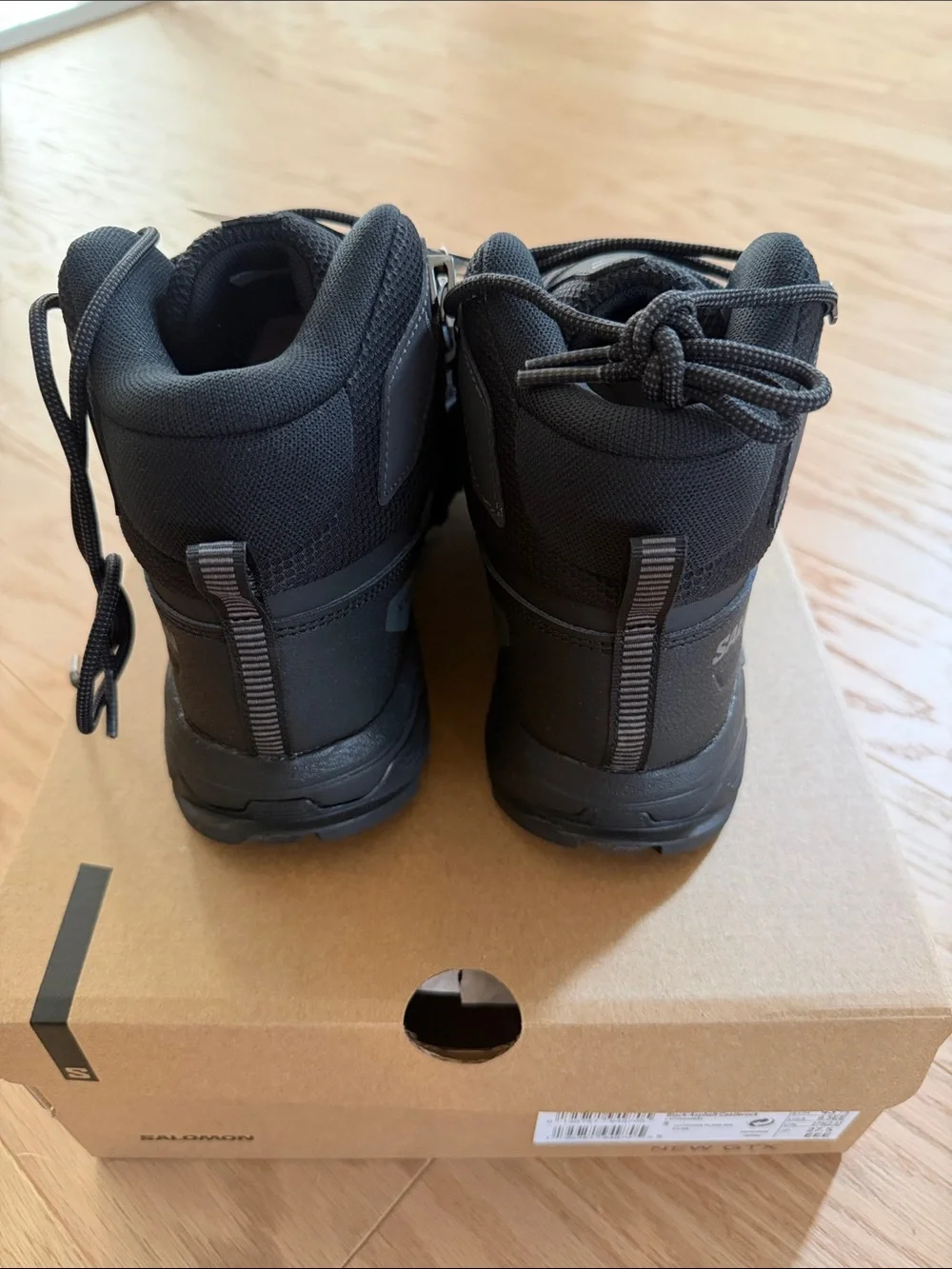 Salomon X ULTRA 5 MID WIDE GORE-TEX Men’s 9.5EE Black BRAND NEW NEVER WORN
